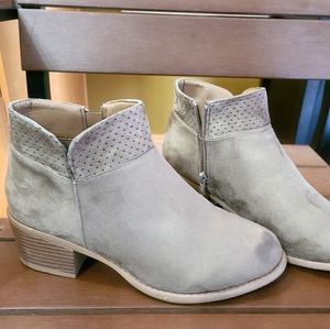 SOLD!!!Ankle  boots